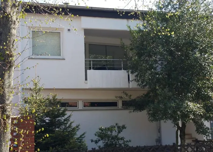 아파트 Holi Day 2